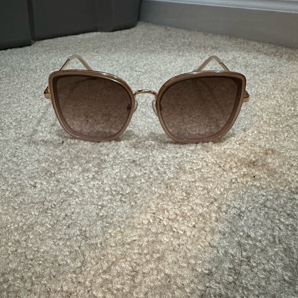 Jessica Simpson Sunglasses